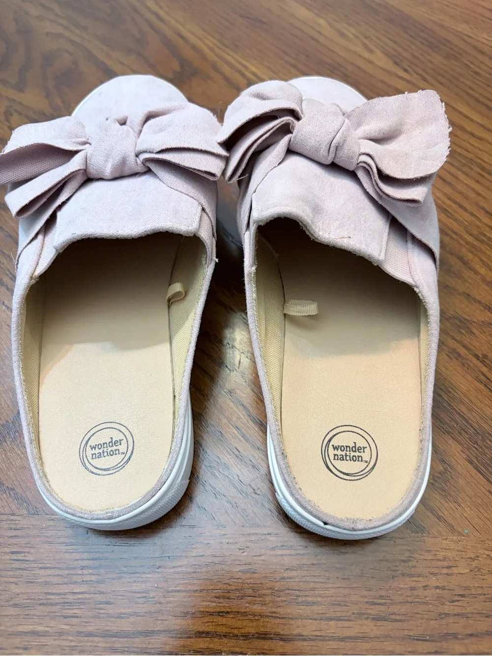 wonder nation Girls Slip-On Bow Sneakers - Light Pink